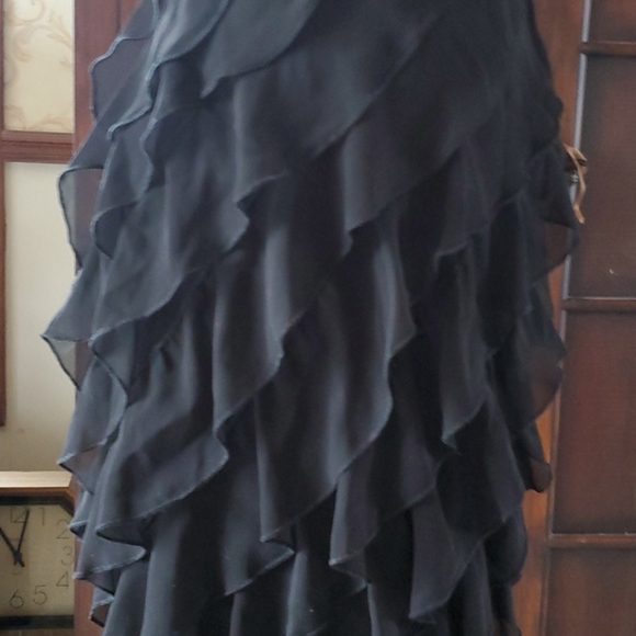 Black strapless dress - Picture 2 of 5